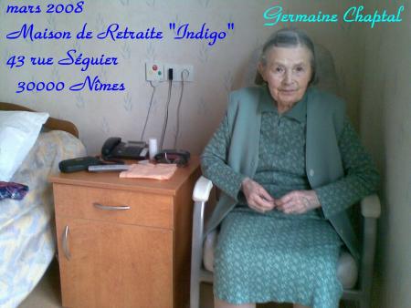 Germaine dans sa chambre