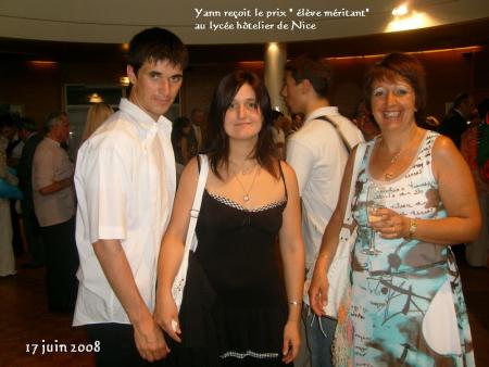 Yann re�oit son prix 