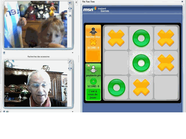 sur MSN je joue avec Chlo�e   et je perds....
